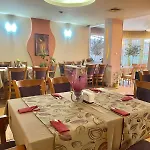 Hotel семеен балани 2*