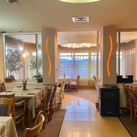 семеен балани Hotel Gabrovo