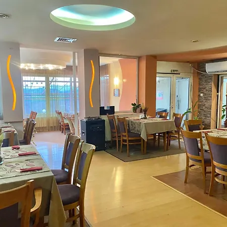 семеен балани Hotel