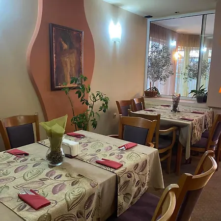 Hotel семеен балани