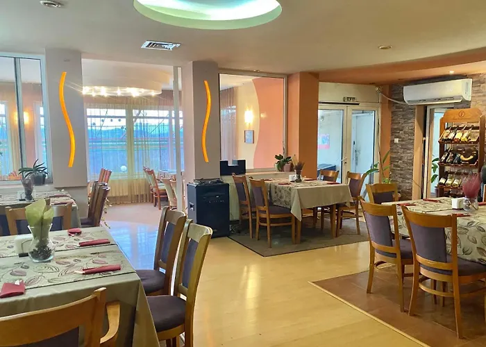 семеен балани Hotel