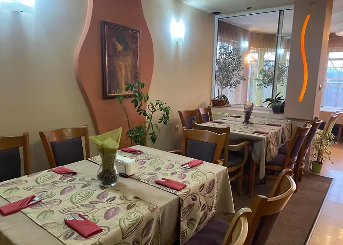 Hotel семеен балани